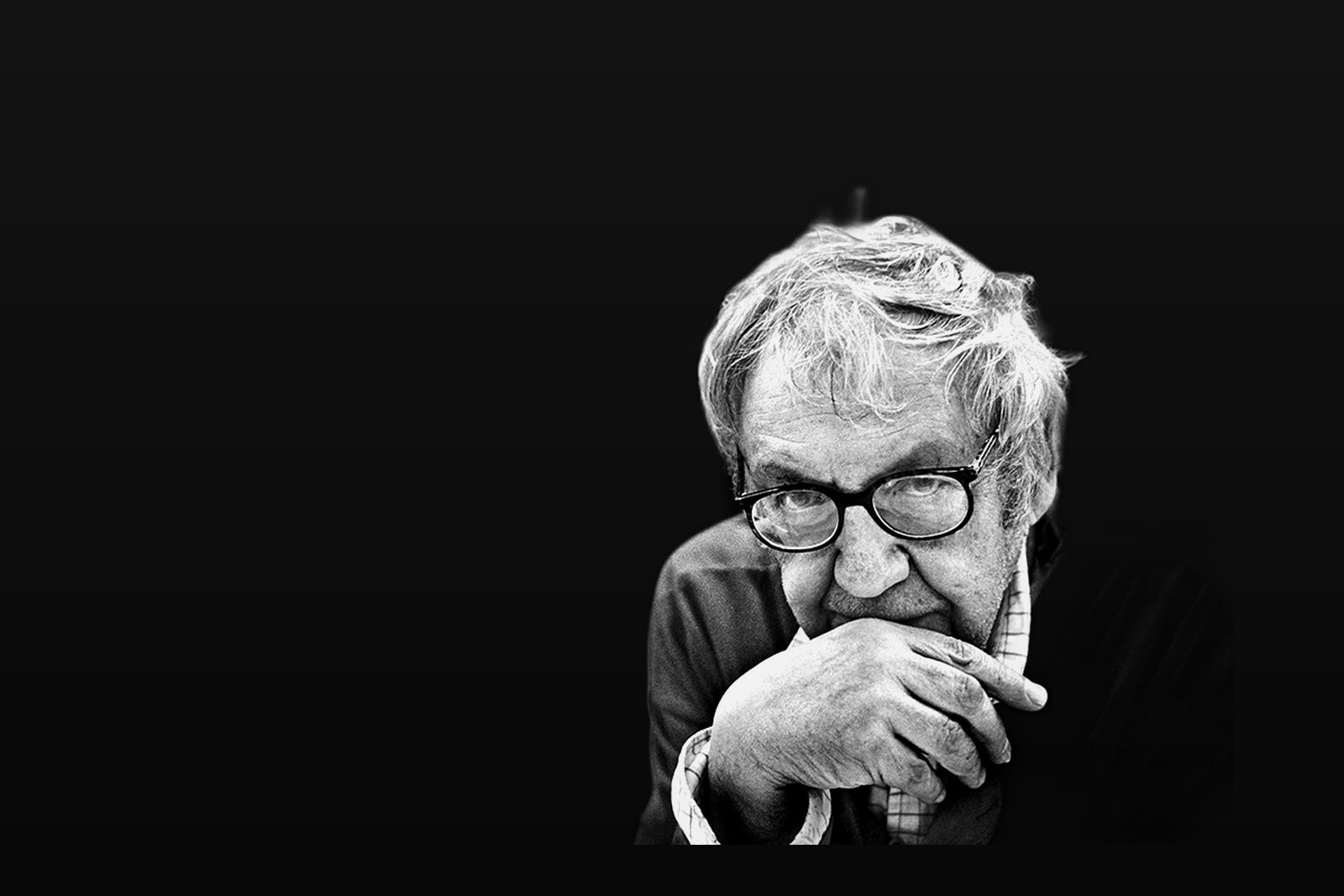 Portrait de Saul Leiter, photographe et peintre américain, 1923-2013